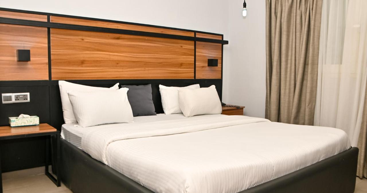 The Blowfish Hotel Lagos Exterior photo