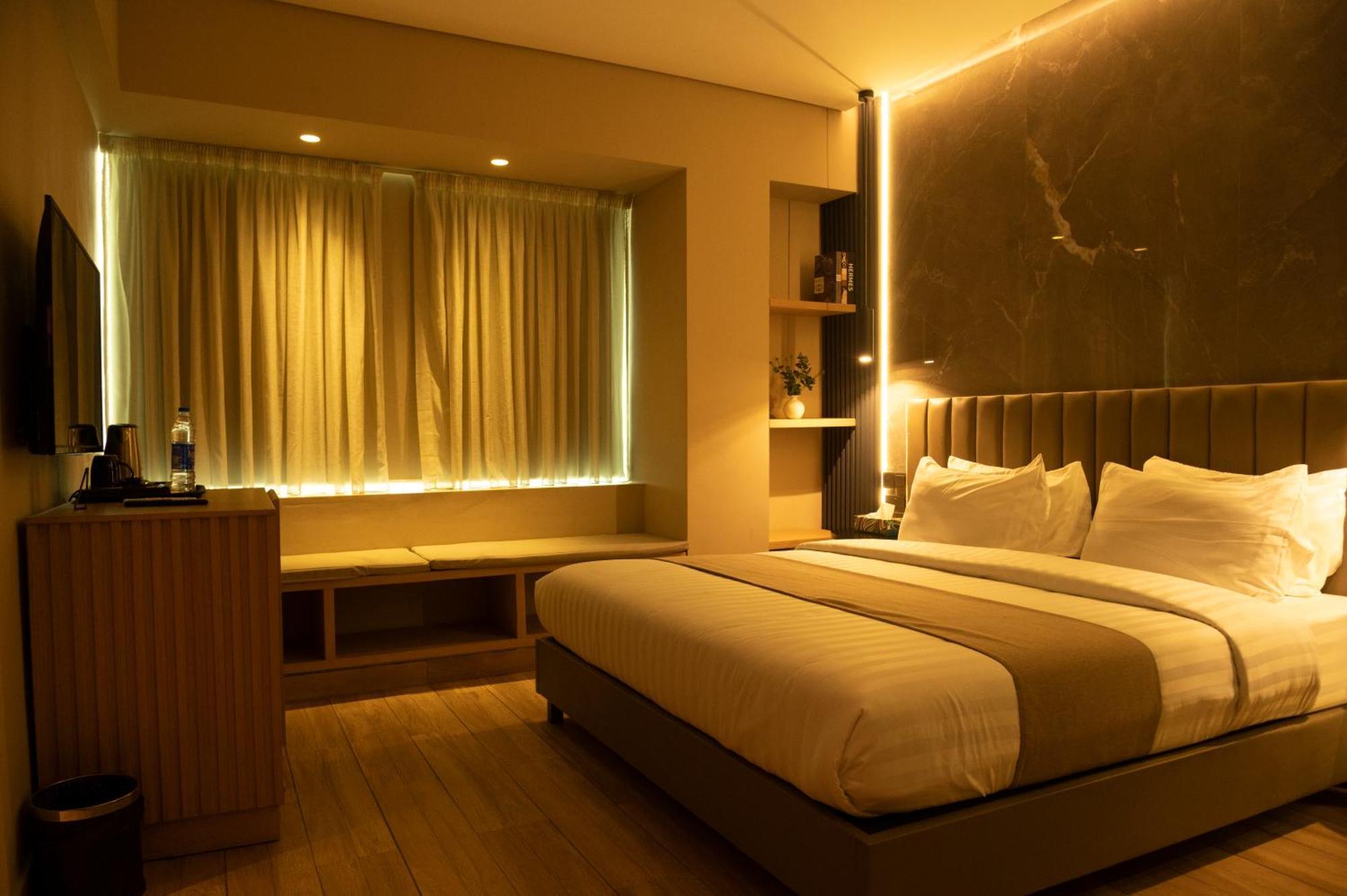 The Blowfish Hotel Lagos Exterior photo